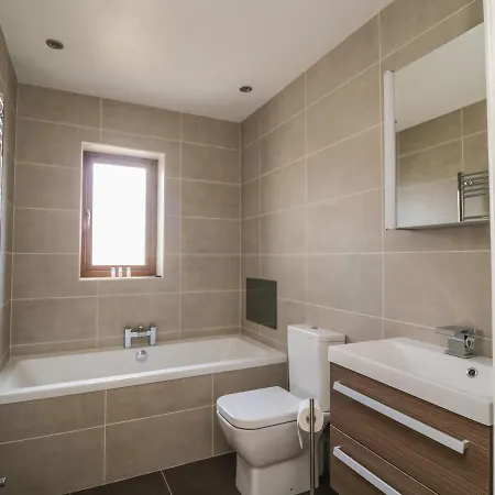 Holiday home Cornerways *